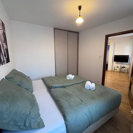 Na Starowce Apartment *