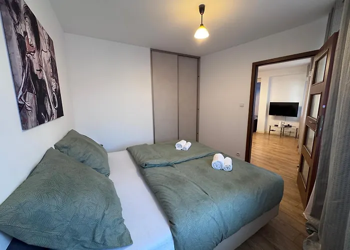 Na Starowce Apartment *